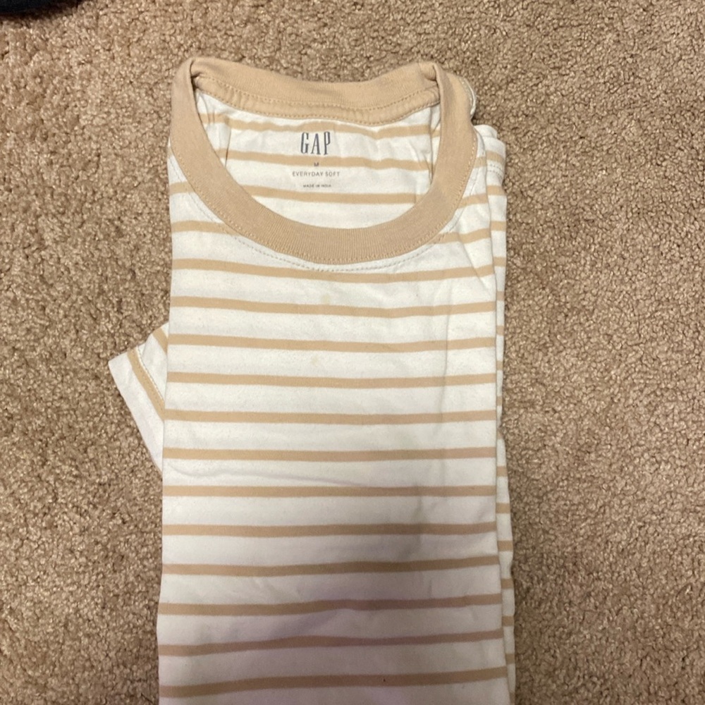 Gap t shirt. Men’s M rarely used